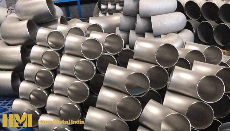 Stainless Steel Pipe Fittings Hero img